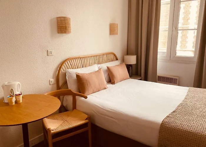 Hotel Le Britannic - Centre Gare-
